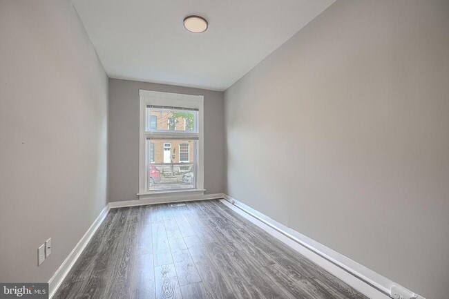 Building Photo - 616 S Lehigh St