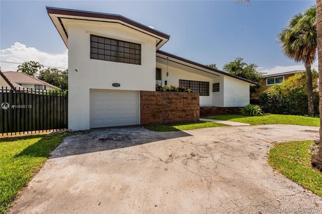 Photo - 19920 Highland Lakes Blvd