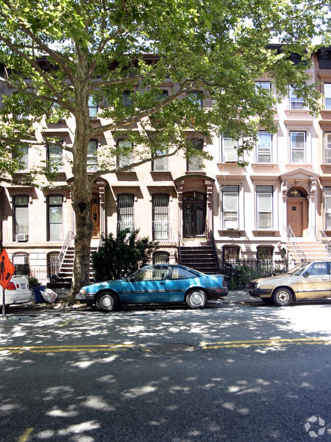 Photo - 410 Vanderbilt Ave