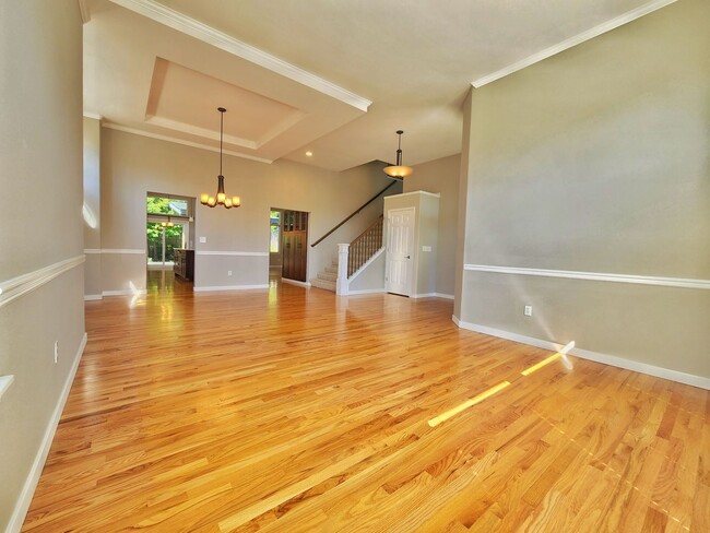 Photo - Beautiful 5 Bed 2.75 Bath Home in Fairwood, Renton