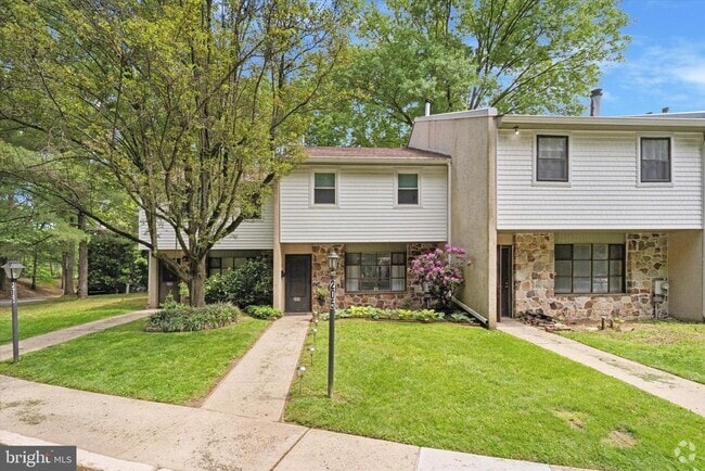 Building Photo - 205 Woodside Cir Rental