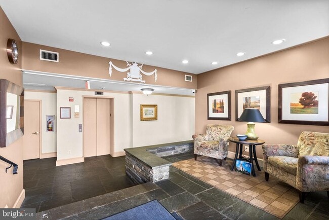 Building Photo - 101 North Carolina Ave SE Unit 103