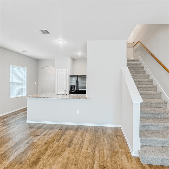 Photo - 3831 Key W Way