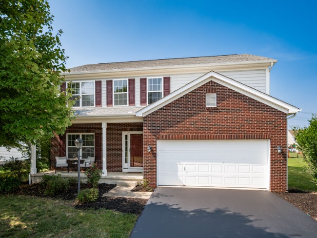 Photo - 1719 Impatiens Way