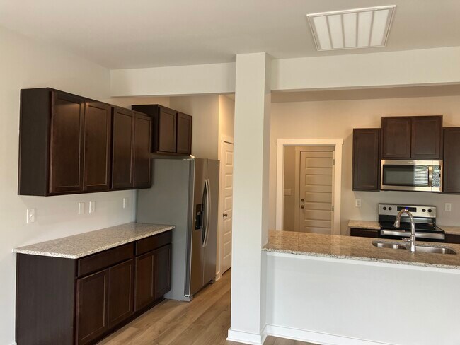 Photo - 6028 Taramore Ln NW