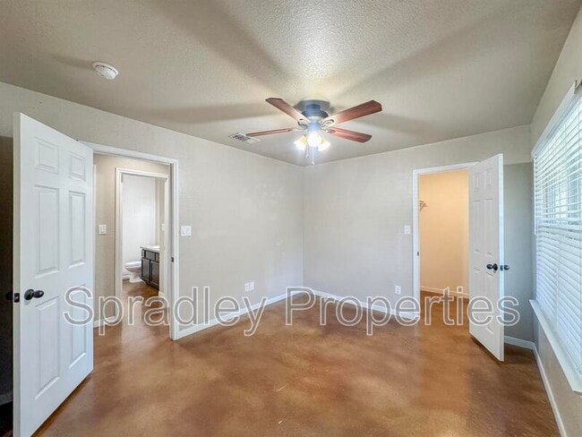 1209 N Blair St