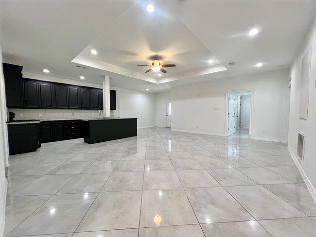 Building Photo - 8575 TX-105