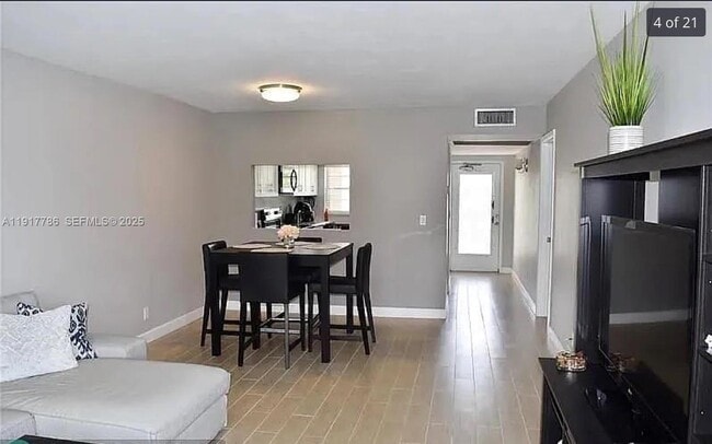 Photo - 9230 Lagoon Pl Unit 215