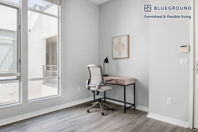 Photo - 4055 Redwood Ave Unidad FL4-ID1074