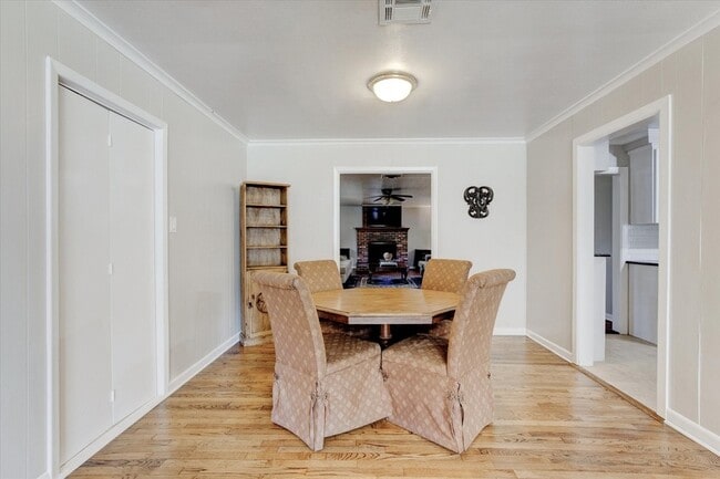 Photo - 3524 Corto Ave