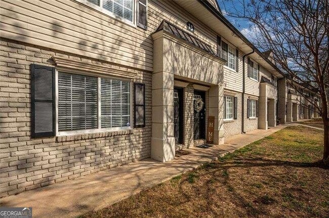 Photo - 6940 Roswell Rd Condo Unit 15C