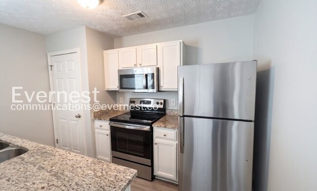 Photo - 3868 Leyland Dr