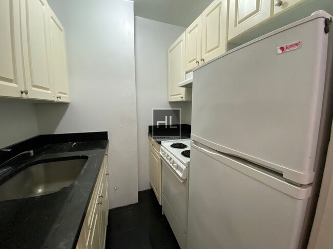 Photo - WEST 55 STREET Unit 12E