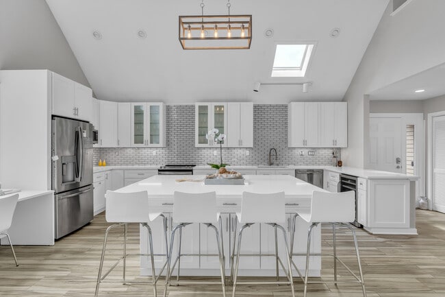 Photo - 11 Copper Hill Dr