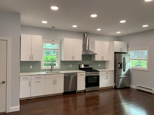 Photo - 255 Fairview Ave Unit 255