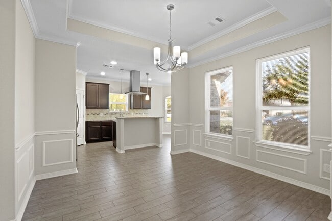 Photo - 2803 Vega St