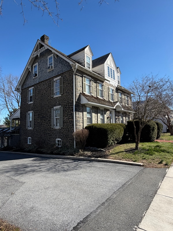 Photo - 28 W Main St Unit 3