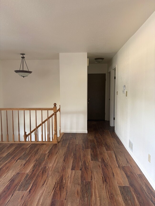 1208 Sycamore Dr