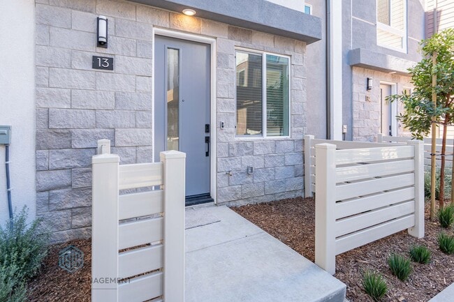 Photo - NEW BUILT 2 Bedroom Townhome in the Heart of Garden Grove!