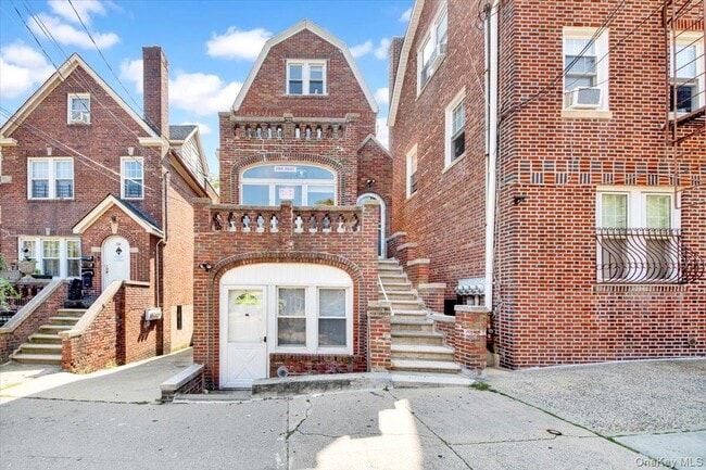 Building Photo - 310 W 238th St Unit #1 Rental