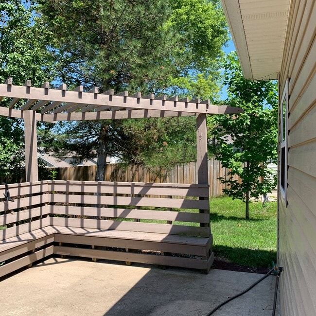 Photo - Beautiful House in nice family neighborhood!