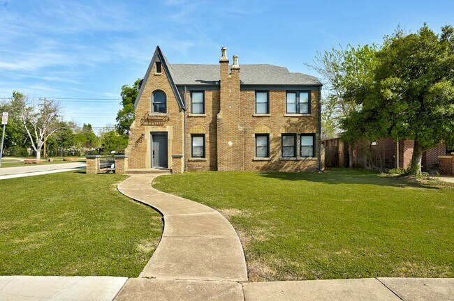 Photo - NE 14th St Quadplex Unit 3