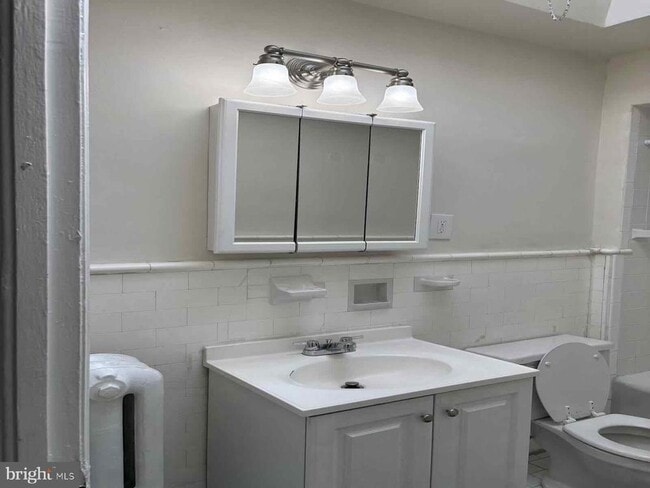 Photo - 5450 Diamond St Unit 2ND FLOOR