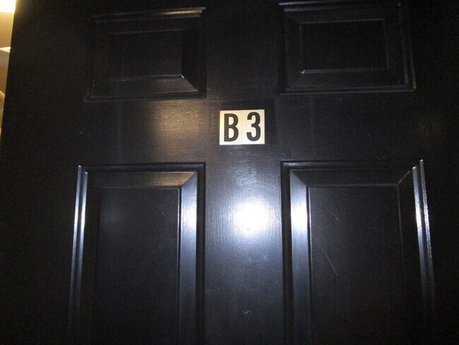 Photo - 70 Fenway Unit B3