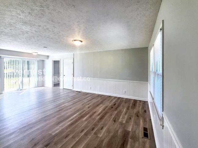 Photo - 807 Mountain Creek Church Rd NW