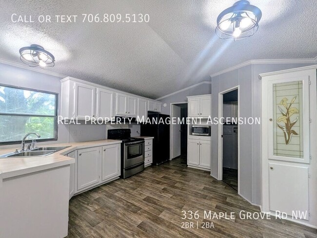 Building Photo - 336 Maple Grove Rd NW