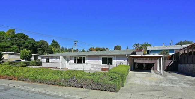 Photo - 4602 Emily Ct