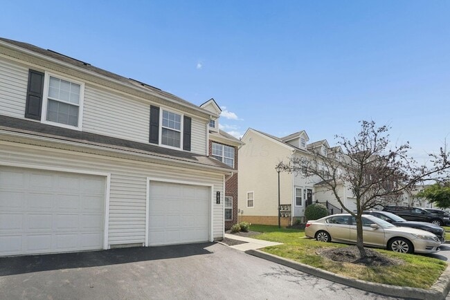 Photo - 7621 Lorimar Dr