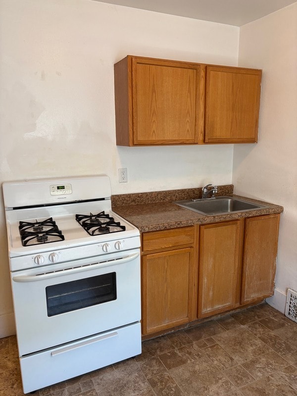 Photo - 910 Rood Ave