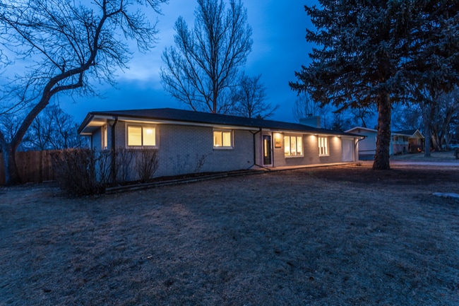 Building Photo - 3521 Kenyon Dr