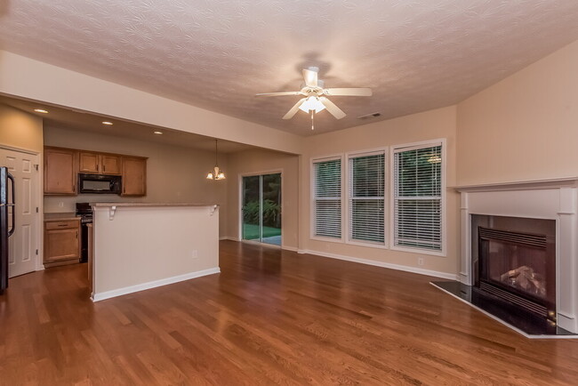 Photo - 6146 Allpoint Way