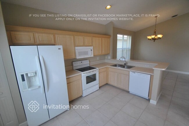 Photo - 9496 Lago Dr