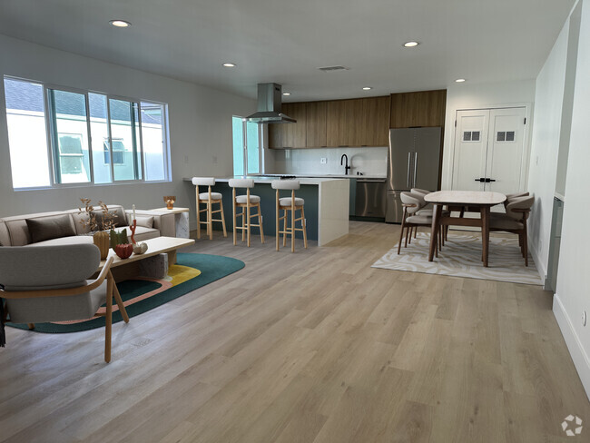 Building Photo - 8312 Blackburn Rental