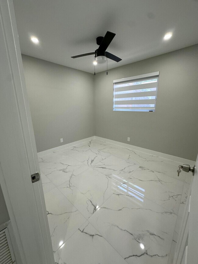 Photo - 4380 NW 59th Ct