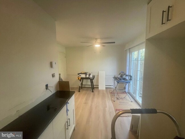 Photo - 209 Cross Keys Dr