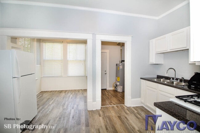 Photo - 448 Robinson Pl Unit 448 Robinson