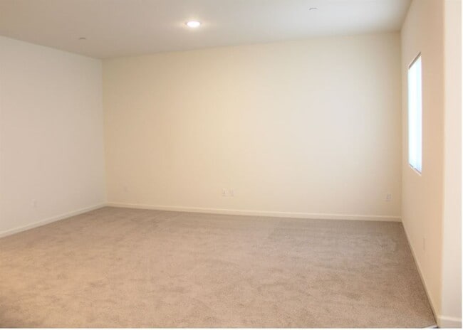 Photo - 4271 Freemark Ave