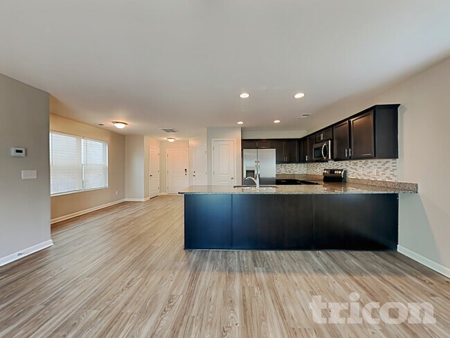 Photo - 26 Routhland Ct