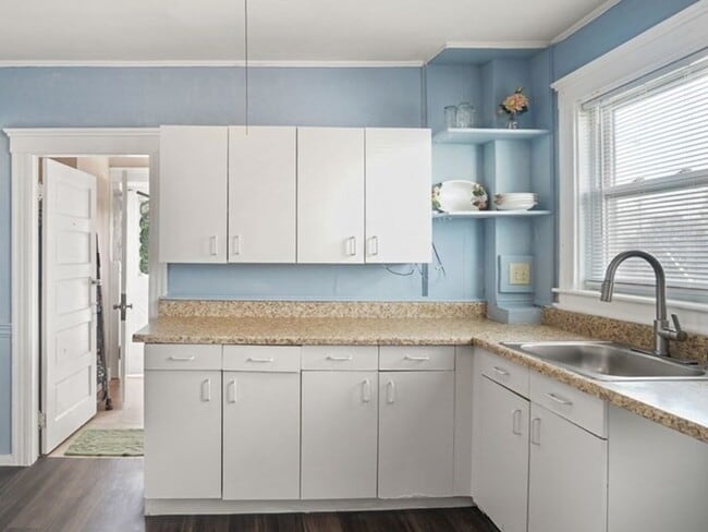 Photo - 318 Concord St Unit 1