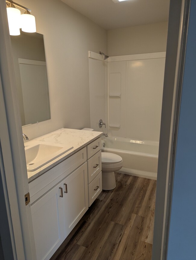 Photo - 1823 Alderson Ave