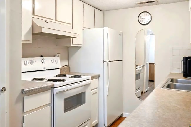 Photo - 3032 SW Lydia Ave Unidad 103