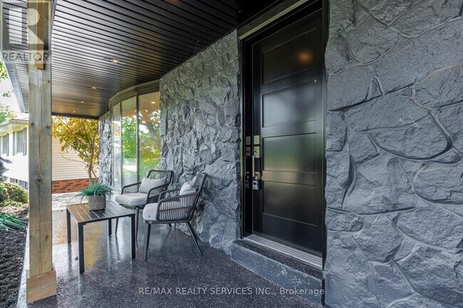 Photo - 5133 Cherryhill Crescent