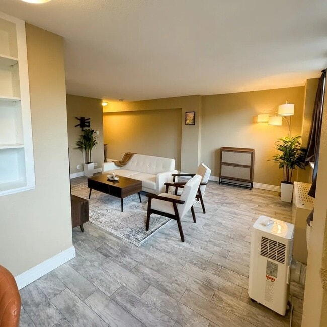 Photo - 1196 N Grant St Unit 308