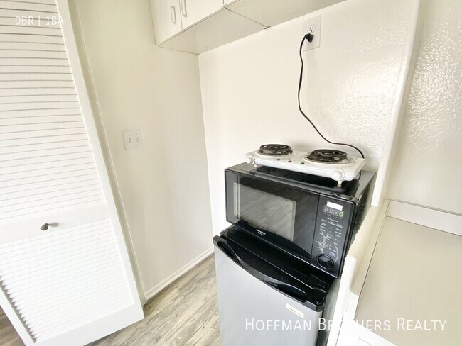 3500 Mentone Ave Unit 201