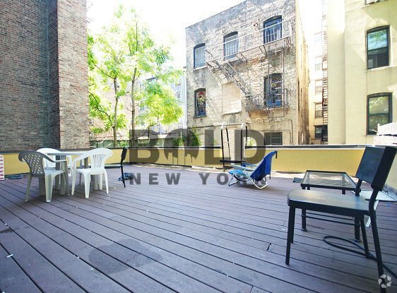 Building Photo - 120 St Marks Pl Unit 2R Rental