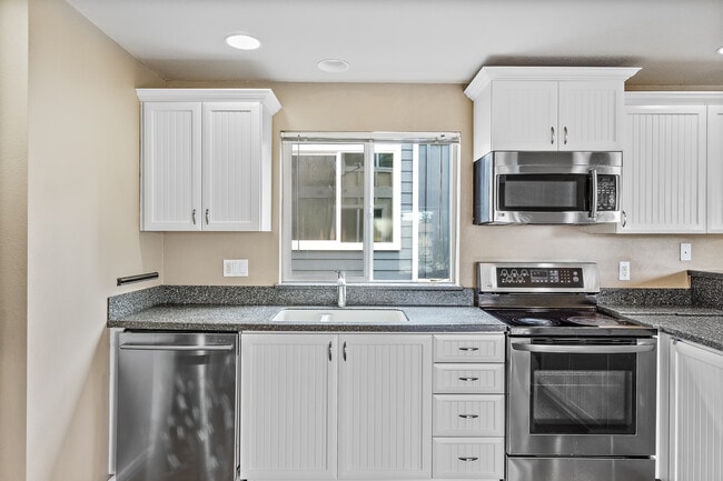 Photo - 8619 Delridge Way